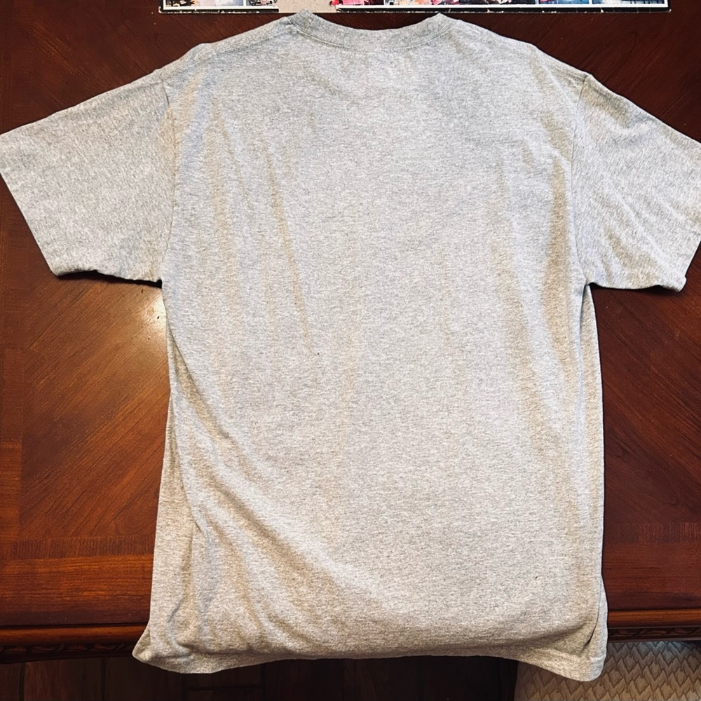 Legends Never Die Tribute To Kobe Bryant Gray T- Shirt (SEND ANY OFFER‼️) - Picture 2 of 2
